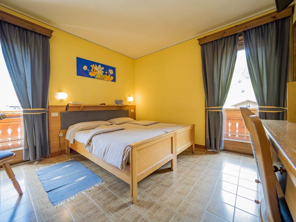 Hotel Baita Della Luna Livigno Exteriér fotografie