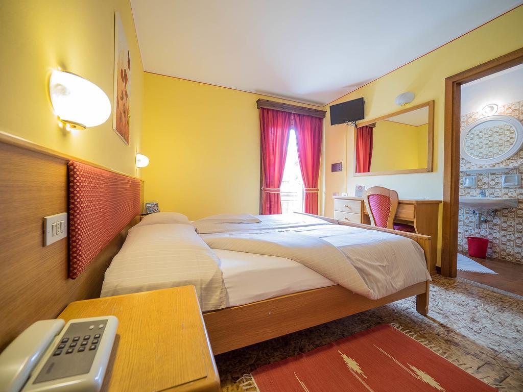 Hotel Baita Della Luna Livigno Exteriér fotografie